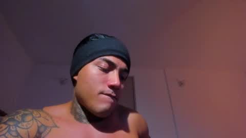 Santi Ferrer online show from June 25, 4:20 am