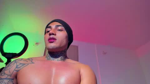 Santi Ferrer online show from February 5, 2:04 am