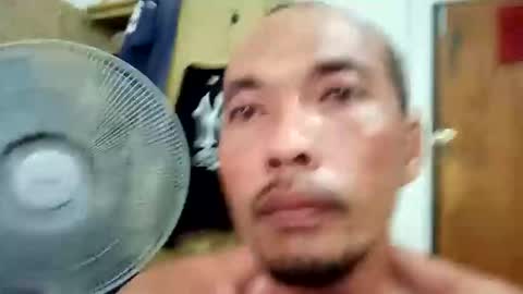 santichai561323 online show from April 4, 5:36 am