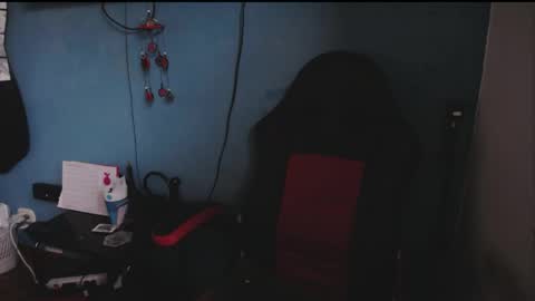 Santii online show from April 13, 5:17 pm