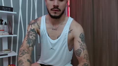 Santy Torres online show from November 5, 3:19 am