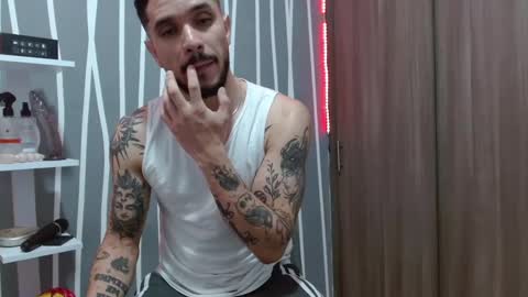 Santy Torres online show from October 24, 3:18 am