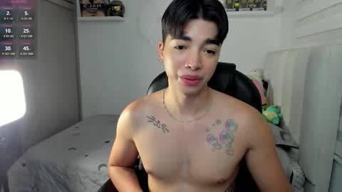 Mr. Santiago online show from November 26, 1:41 pm