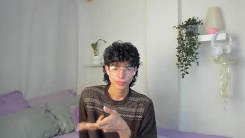 kitty online show from February 17, 1:04 am