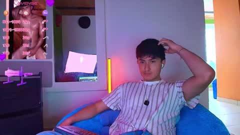 Santyago online show from November 11, 8:00 pm