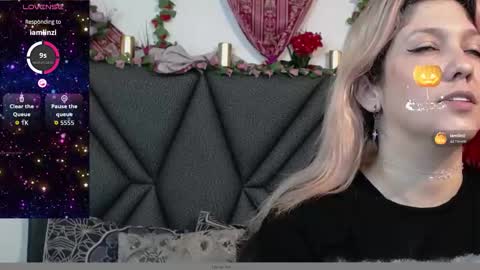 sanyaseraphine0 online show from October 30, 7:14 pm