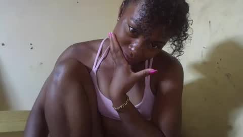 saphia online show from January 7, 7:41 pm