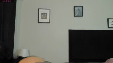 sara_b11 online show from July 2, 6:02 pm