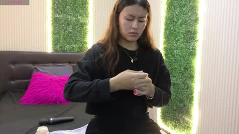 Sara online show from March 1, 12:09 pm