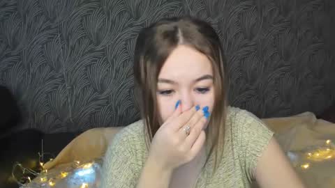 Snapshot of sara_kox chatting on December 4, 12:19 pm sara_kox online show from December 4, 12:19 pm