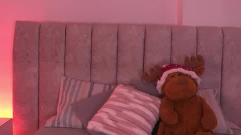 sara_lopee1 online show from December 3, 11:55 am