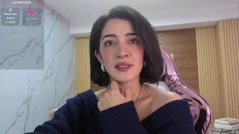 Sara  online show from May 4, 2:01 pm