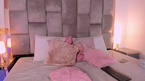   online show from September 12, 2:08 pm