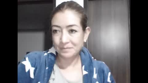 sara_peters online show from October 22, 11:50 pm