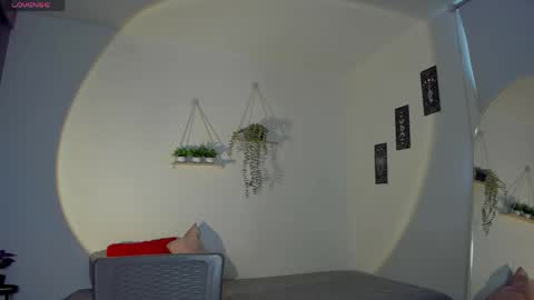 sara_sweett9 online show from May 26, 12:55 pm