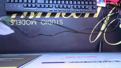 sara_valderrama_ online show from May 25, 11:49 am