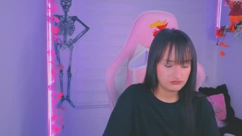 Sarah Ramirez online show from October 26, 4:35 am