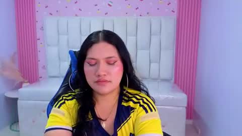 Sara  online show from June 23, 2:01 pm