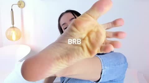 Sara online show from February 6, 8:34 pm