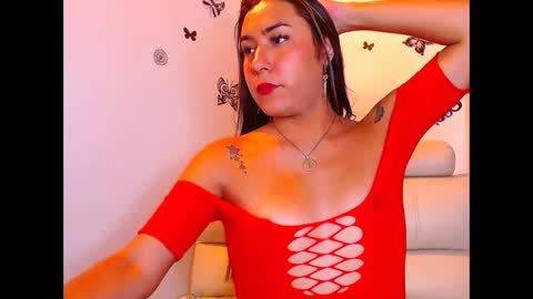 Snapshot of sarabigcock1 chatting on October 2, 12:42 am Sarah online show from October 2, 12:42 am