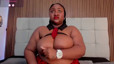 Snapshot of saraby_blandon chatting on September 19, 11:14 am online show from September 19, 11:14 am