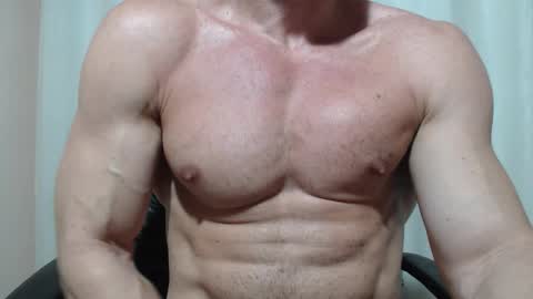 saradorj92 online show from March 28, 1:18 am