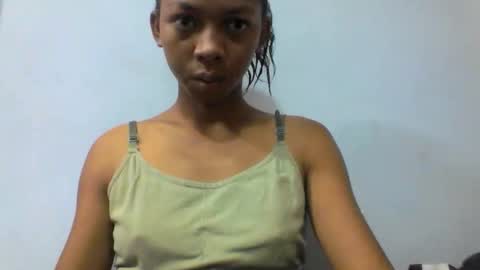 sarah146341 online show from January 11, 5:46 am