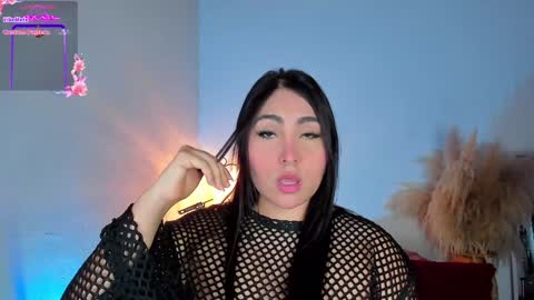 Sarah Valkiria  IG  Sar lanister online show from December 5, 12:14 am