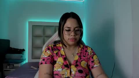 sarah_becker_ online show from February 11, 6:01 pm