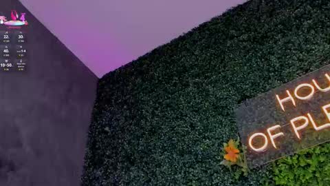 Sarah Bonneth online show from March 11, 11:57 am