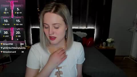 Snapshot of sarah_soul chatting on February 27, 4:02 am Sarah online show from February 27, 4:02 am