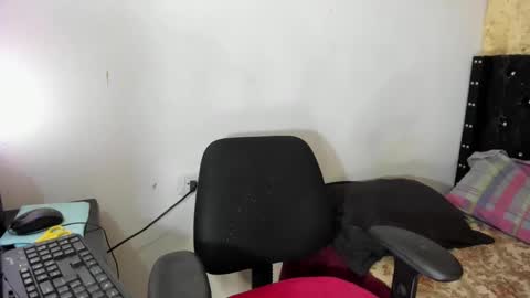 Sarah online show from September 12, 6:37 am