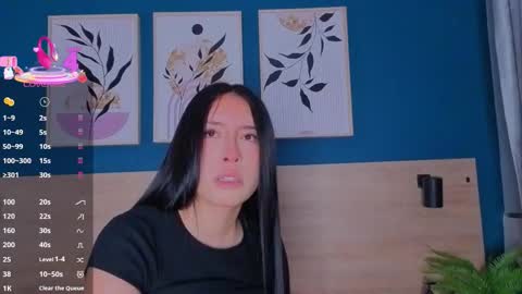 Snapshot of sarahmiler_ chatting on October 6, 11:39 am Sarah online show from October 6, 11:39 am