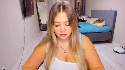 Sarah online show from January 18, 2:26 pm