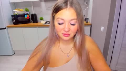 Sarah online show from November 2, 1:44 pm