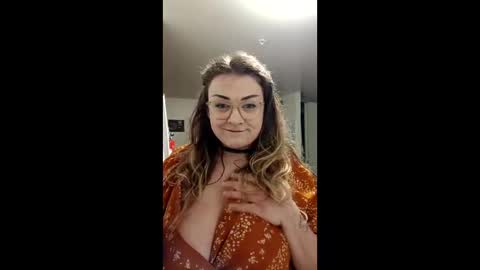 sarahpie07312021 online show from April 2, 5:59 am