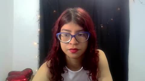 Snapshot of sarahsmitt chatting on February 23, 2:04 pm Sarah online show from February 23, 2:04 pm