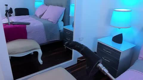 sararendon online show from February 26, 1:58 pm