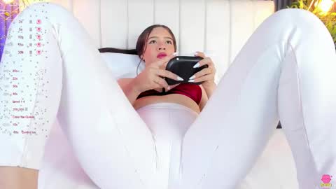 Sara   online show from November 12, 11:29 pm