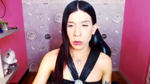 Snapshot of sarasofia44 chatting on January 26, 9:40 am Sara Sofia online show from January 26, 9:40 am