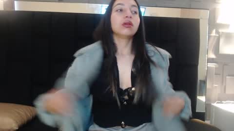 Saray Pink online show from January 11, 11:38 am