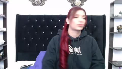 Snapshot of sarita_multisquirt chatting on March 2, 2:08 am Sara online show from March 2, 2:08 am