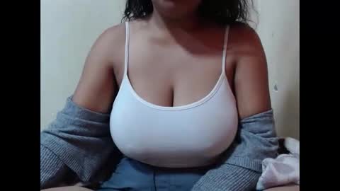 saronette online show from November 17, 6:16 am