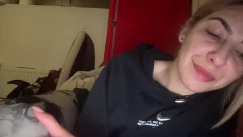 Sarrah online show from January 30, 12:18 am