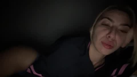 Sarrah online show from January 28, 10:56 pm