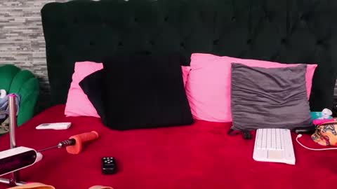 sarrarose online show from September 12, 12:45 am