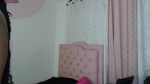 sasha_bigboobs_ online show from April 23, 9:38 pm