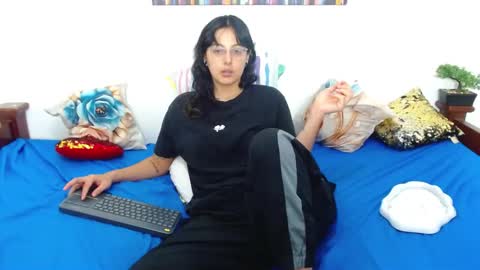 Sashita online show from October 17, 1:53 am