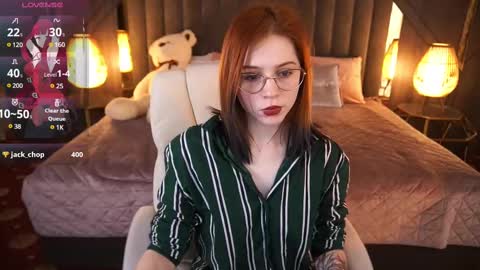 Snapshot of sasha_exclusive chatting on March 12, 10:16 am Sasha Exclusive online show from March 12, 10:16 am
