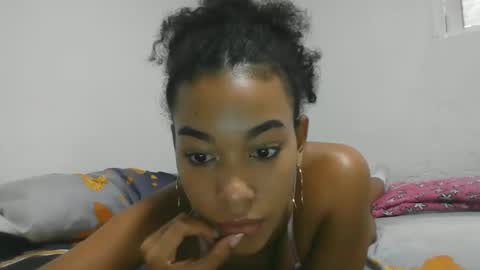 Snapshot of sasha_fox0 chatting on December 28, 10:13 pm emy online show from December 28, 10:13 pm
